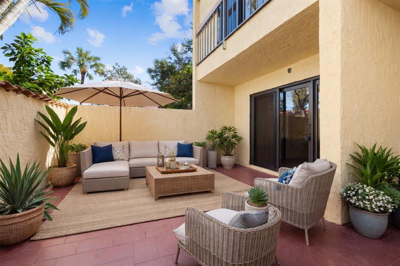 7734 Balboa Street Sunrise FL 33351