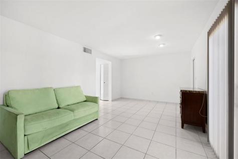 7734 Balboa Street Sunrise FL 33351