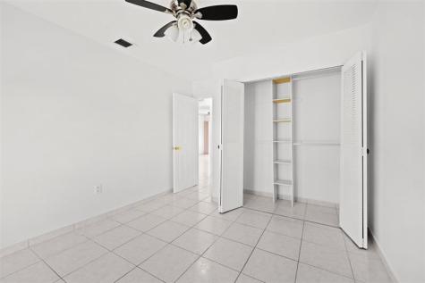 7734 Balboa Street Sunrise FL 33351