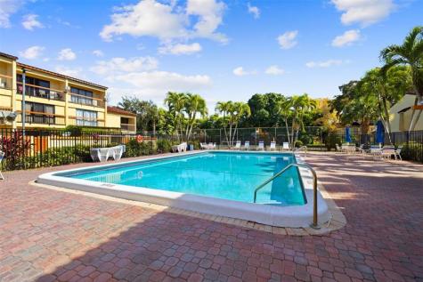 7734 Balboa Street Sunrise FL 33351
