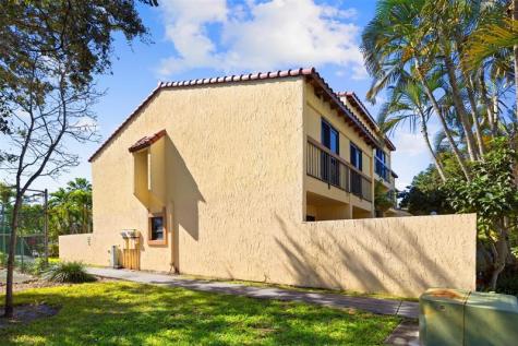 7734 Balboa Street Sunrise FL 33351