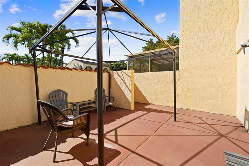 7734 Balboa Street Sunrise FL 33351