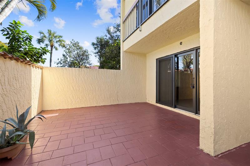 7734 Balboa Street Sunrise FL 33351