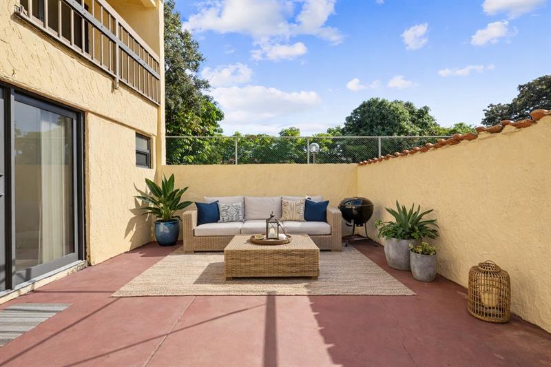 7734 Balboa Street Sunrise FL 33351