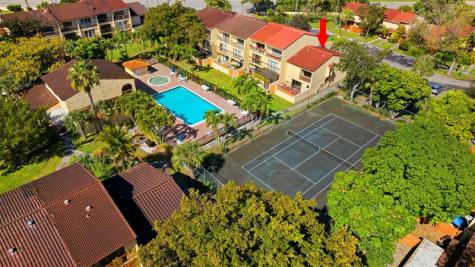 7734 Balboa Street Sunrise FL 33351