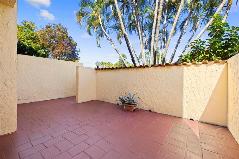 7734 Balboa Street Sunrise FL 33351