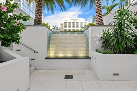 100 E Las Olas Boulevard Fort Lauderdale FL 33301