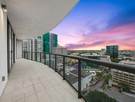 100 E Las Olas Boulevard Fort Lauderdale FL 33301