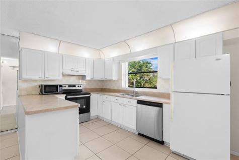 5822 Swordfish Court Tamarac FL 33319
