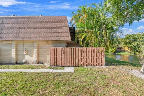5822 Swordfish Court Tamarac FL 33319