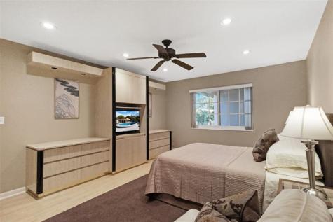 1940 NE 2nd Avenue Wilton Manors FL 33305