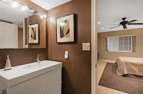 1940 NE 2nd Avenue Wilton Manors FL 33305