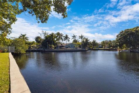 1940 NE 2nd Avenue Wilton Manors FL 33305