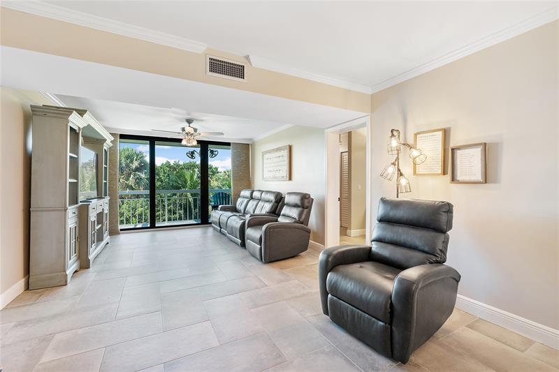 6181 Balboa Circle Boca Raton FL 33433