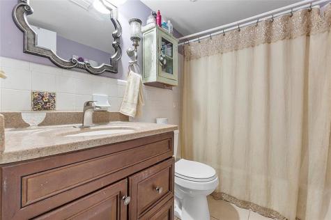 2050 NE 39th Street Lighthouse Point FL 33064