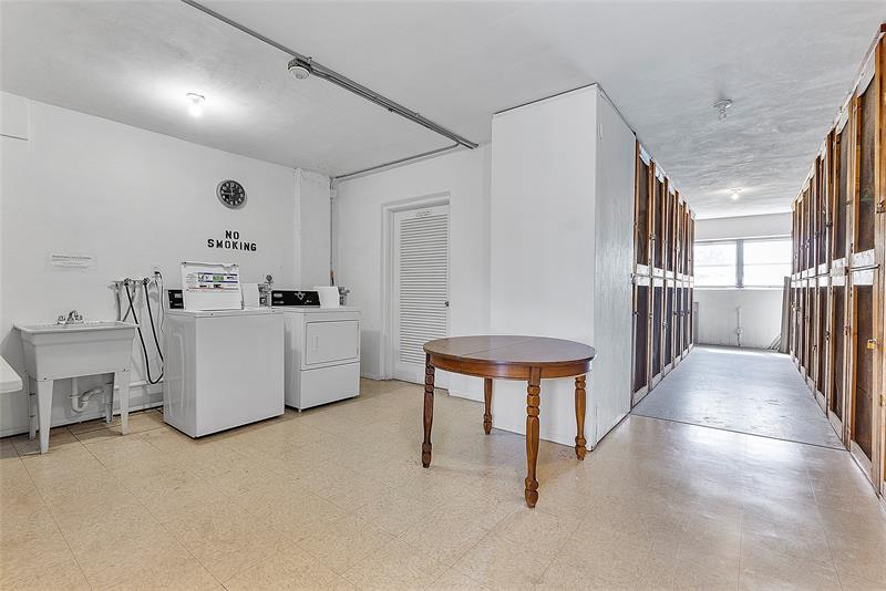 2050 NE 39th Street Lighthouse Point FL 33064