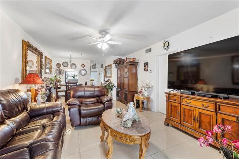 2050 NE 39th Street Lighthouse Point FL 33064