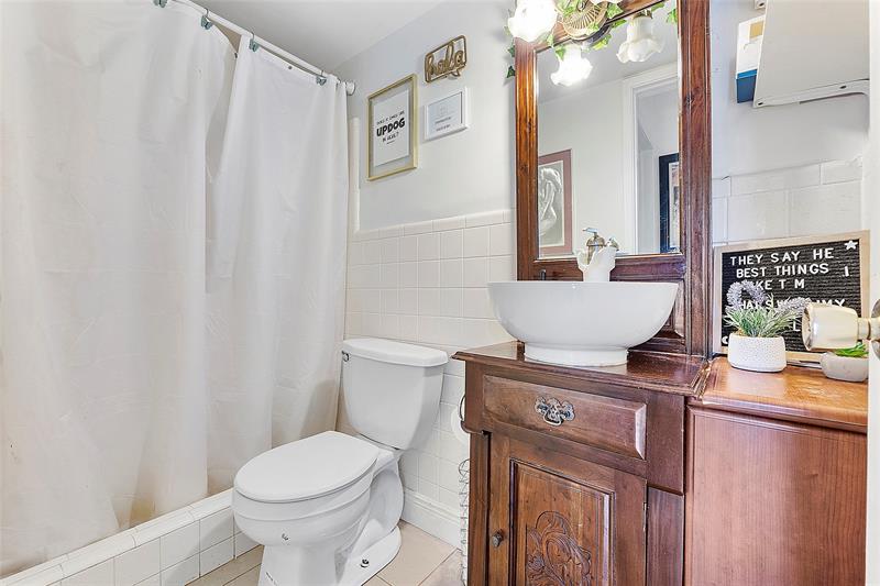 2050 NE 39th Street Lighthouse Point FL 33064