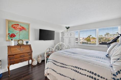 2611 N Riverside Drive Pompano Beach FL 33062