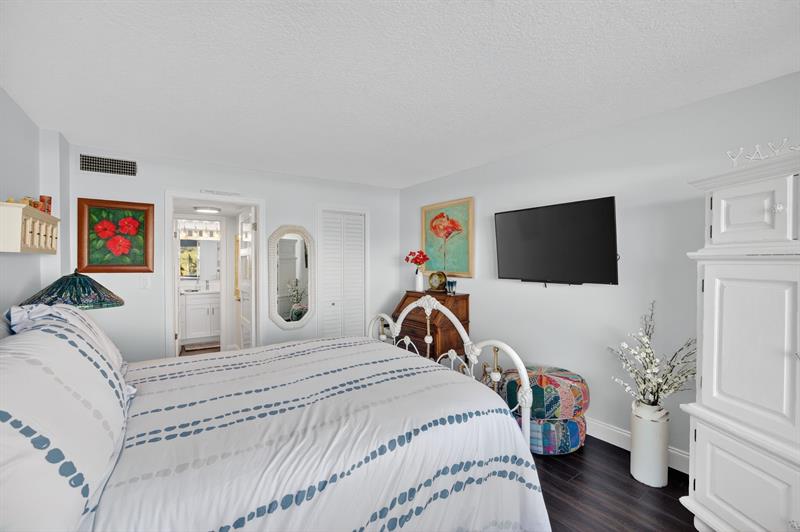 2611 N Riverside Drive Pompano Beach FL 33062