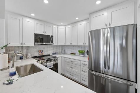 2611 N Riverside Drive Pompano Beach FL 33062