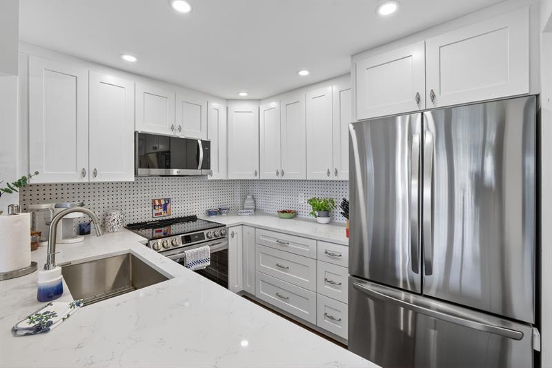 2611 N Riverside Drive Pompano Beach FL 33062