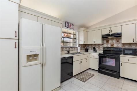 206 Congressional Way Deerfield Beach FL 33442