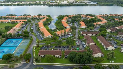 206 Congressional Way Deerfield Beach FL 33442