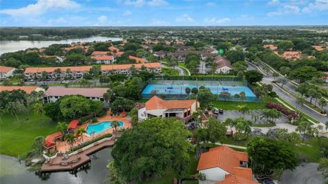 206 Congressional Way Deerfield Beach FL 33442