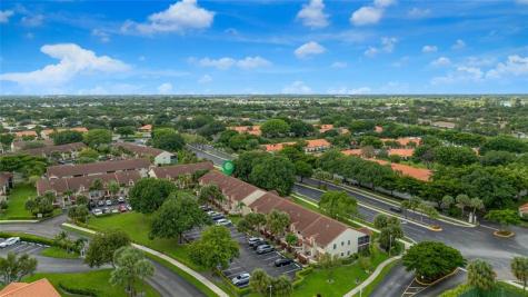206 Congressional Way Deerfield Beach FL 33442