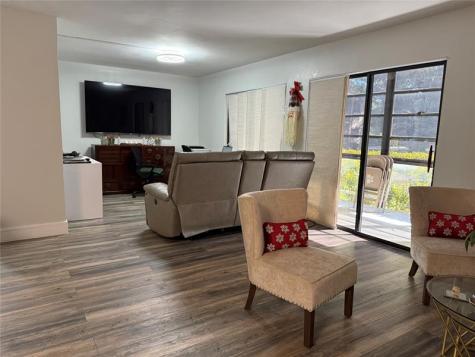 10905 W Clairmont Circle Fort Lauderdale FL 33321