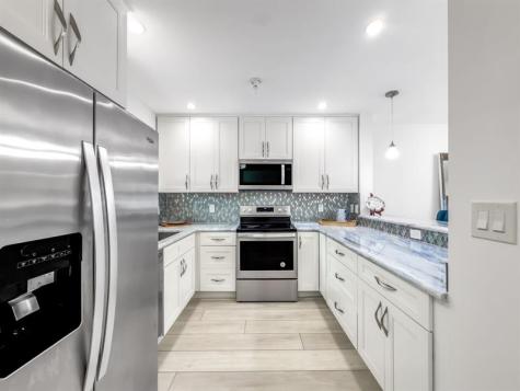 2301 NE 36th Street Lighthouse Point FL 33064
