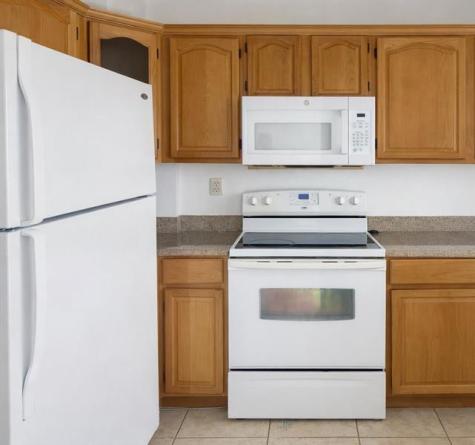 8185 NW 7th Street Miami FL 33126