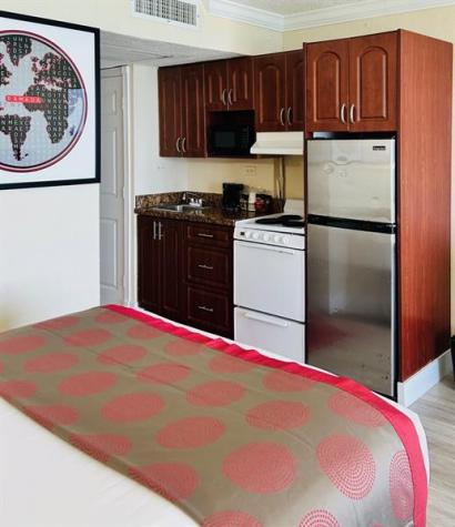 19201 Collins Avenue North Miami Beach FL 33160