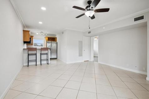 924 SE 2nd Street Fort Lauderdale FL 33301