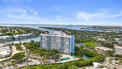 7441 Wayne Avenue Miami Beach FL 33141