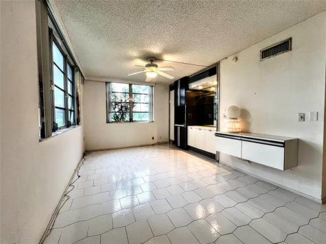 800 Cypress Grove Drive Pompano Beach FL 33069