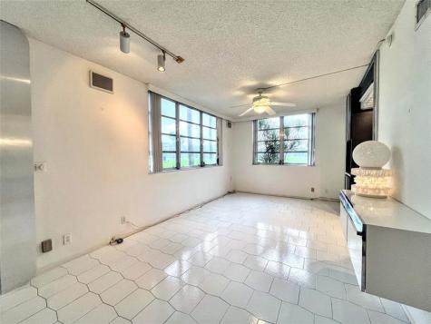 800 Cypress Grove Drive Pompano Beach FL 33069