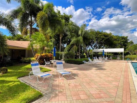 800 Cypress Grove Drive Pompano Beach FL 33069