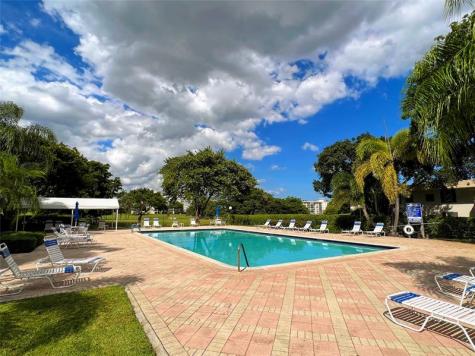 800 Cypress Grove Drive Pompano Beach FL 33069