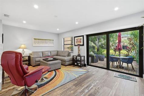 261 NE 16th Place Fort Lauderdale FL 33305