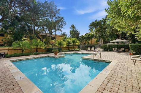 261 NE 16th Place Fort Lauderdale FL 33305