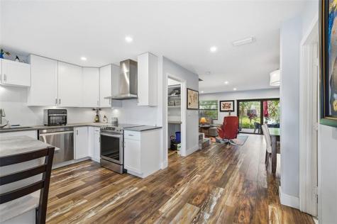 261 NE 16th Place Fort Lauderdale FL 33305