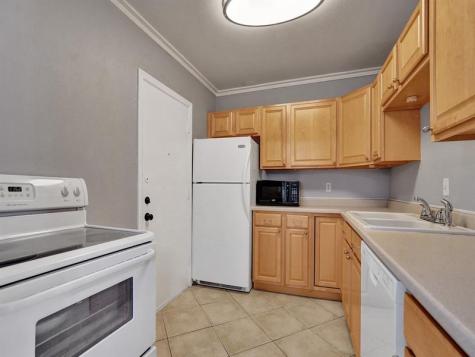 2250 NE 66th Street Fort Lauderdale FL 33308