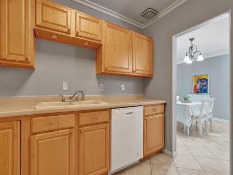 2250 NE 66th Street Fort Lauderdale FL 33308