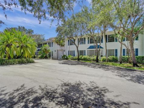 2250 NE 66th Street Fort Lauderdale FL 33308