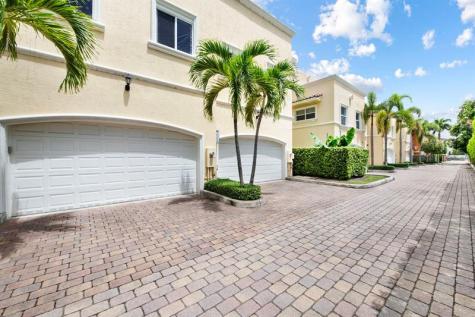 919 NE 17th Way Fort Lauderdale FL 33304