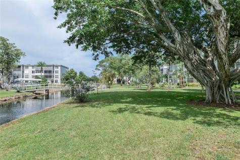 4899 NW 26th Court Lauderdale Lakes FL 33313