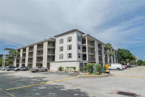 4899 NW 26th Court Lauderdale Lakes FL 33313