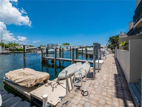 33 Port Side Drive Fort Lauderdale FL 33316